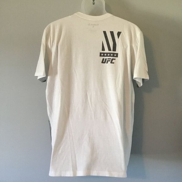 Reebok Men’s Short Sleeve Graphic T-Shirt Gray & White With NY Skyline Size XL - Picture 3 of 5